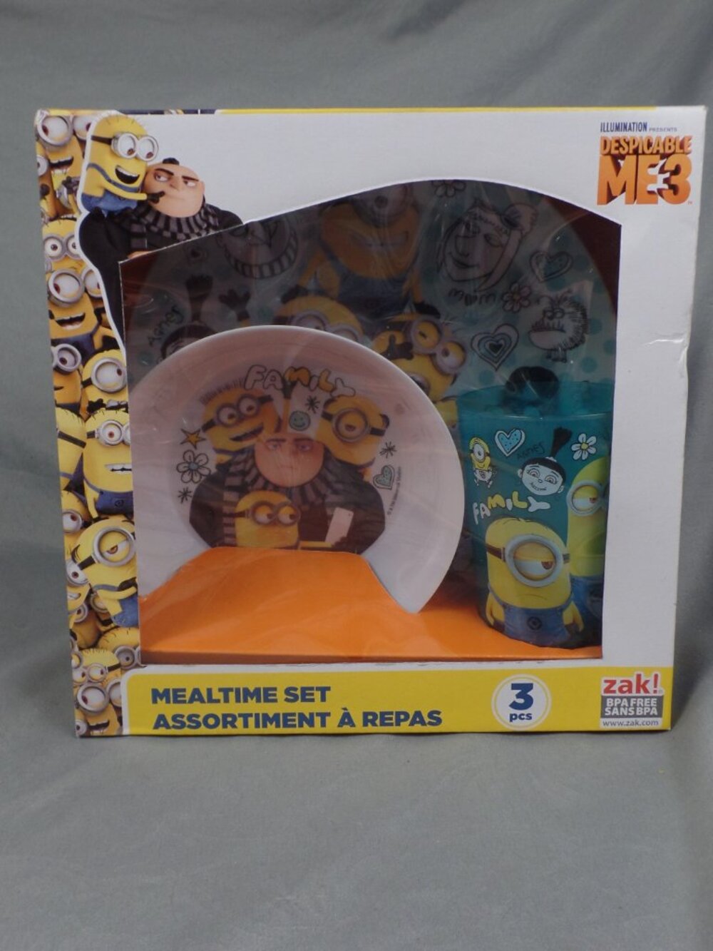 Despicable Me Minions Mealtime 3 pc Set New in Box Zak! BPA Free Plate Cup Bowl